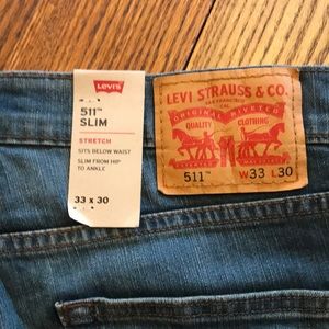 NWT Levi’s 511 Slim - 33 x 30 inches.